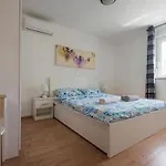 Vendégház Ema