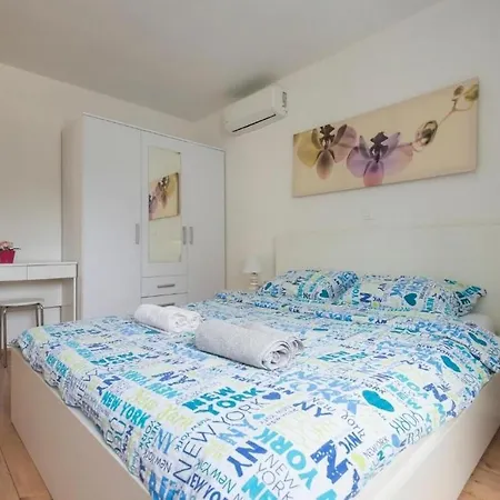 Ema Guest house