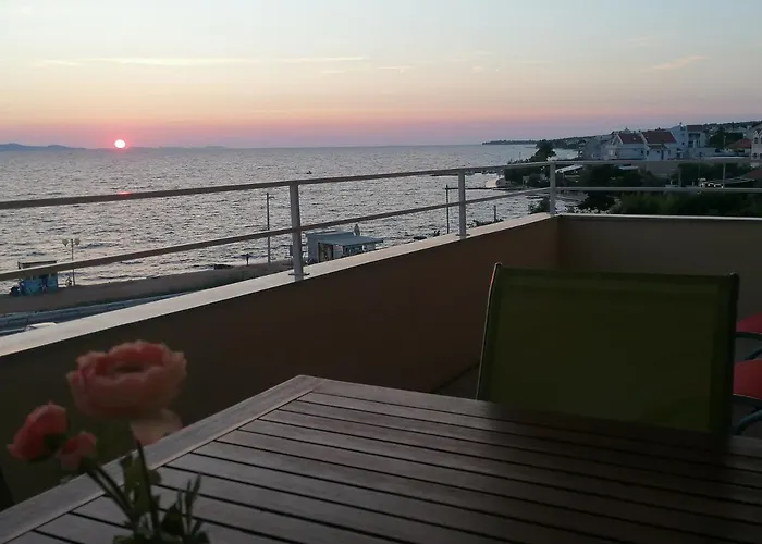 Casa de hóspedes Ema 3*